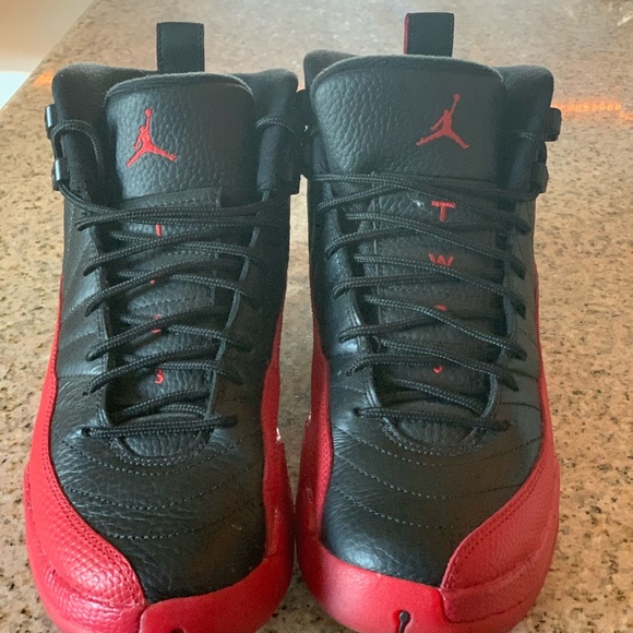 The Air Jordan 12 Retro BG - Picture 3 of 6